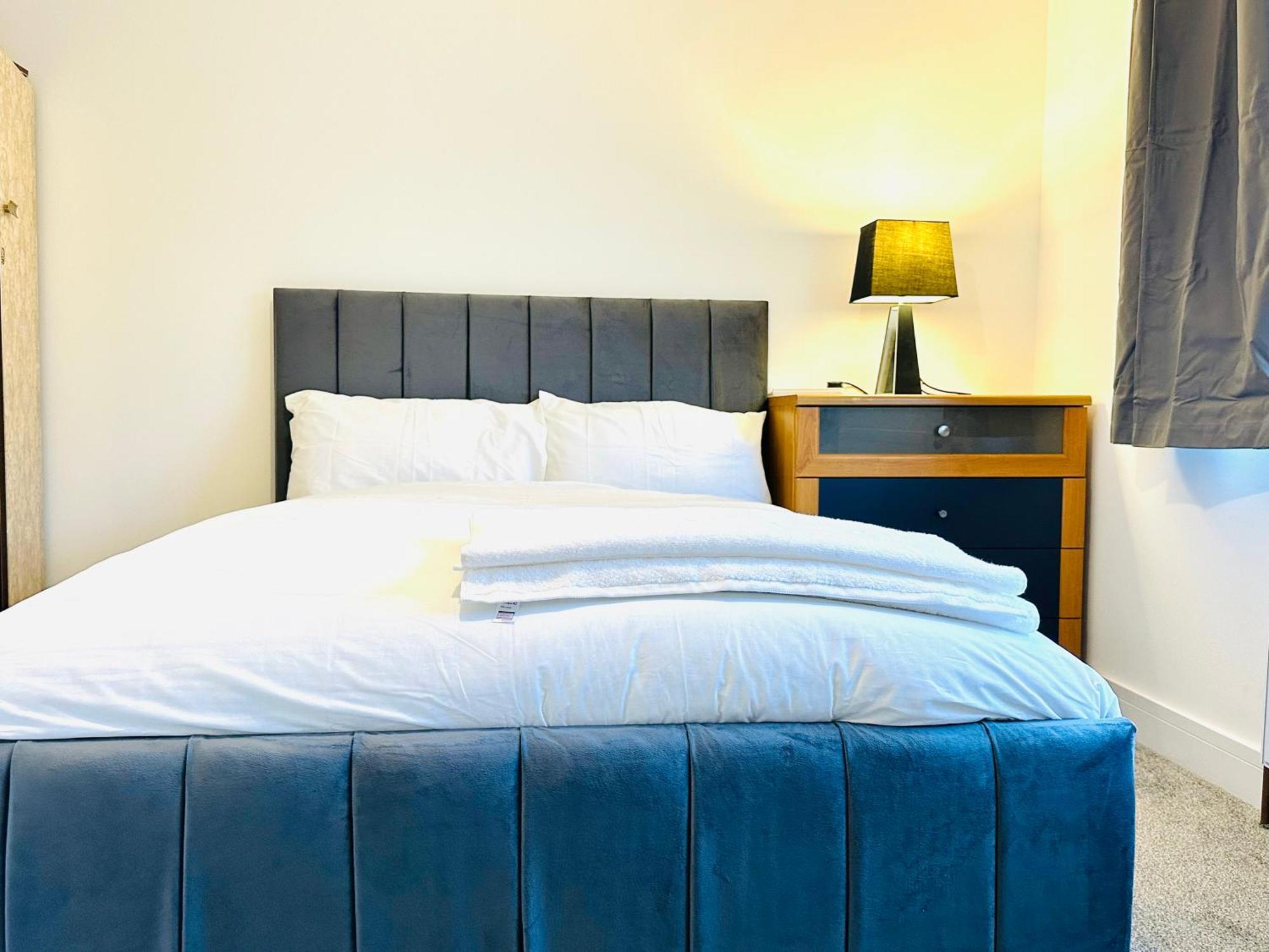 Отель 224 Newcastle Street Stoke-on-Trent Экстерьер фото
